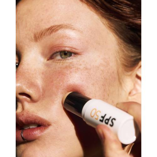 STICK MINERAL SPF50 INVISIBLE NUDE, DE MÁDARA