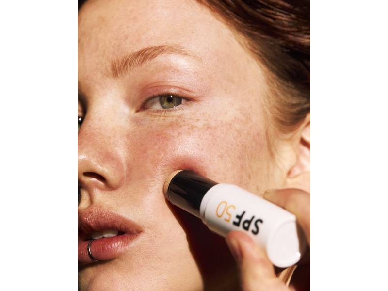 STICK MINERAL SPF50 INVISIBLE NUDE, DE MÁDARA